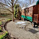 Pensionat Domaine De La Carrauterie By Terre Insolite 3*