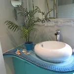 게스트하우스 Domaine De La Carrauterie By Terre Insolite 3*