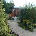 Domaine De La Carrauterie By Terre Insolite 게스트하우스 3*