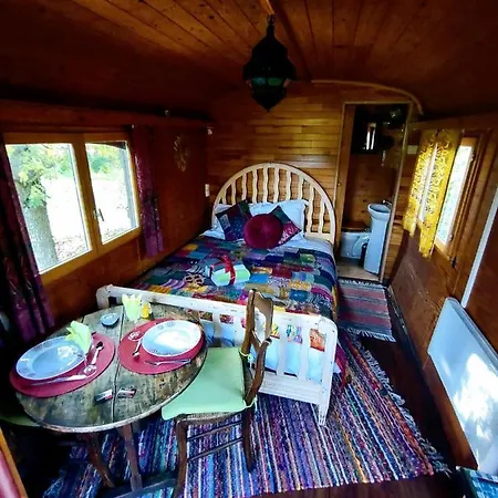 Domaine De La Carrauterie By Terre Insolite Gæstehus 3*