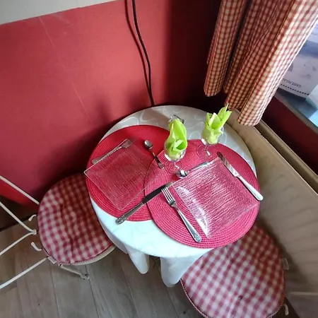 Domaine De La Carrauterie By Terre Insolite Gæstehus 3*