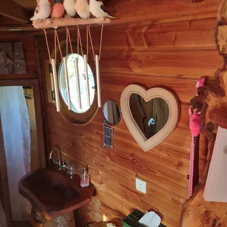 Gasthof Domaine De La Carrauterie By Terre Insolite