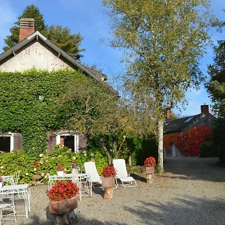 Domaine De La Carrauterie By Terre Insolite Sautin