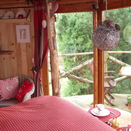 Domaine De La Carrauterie By Terre Insolite Sautin