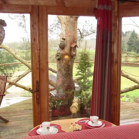 Domaine De La Carrauterie By Terre Insolite 招待所 3*