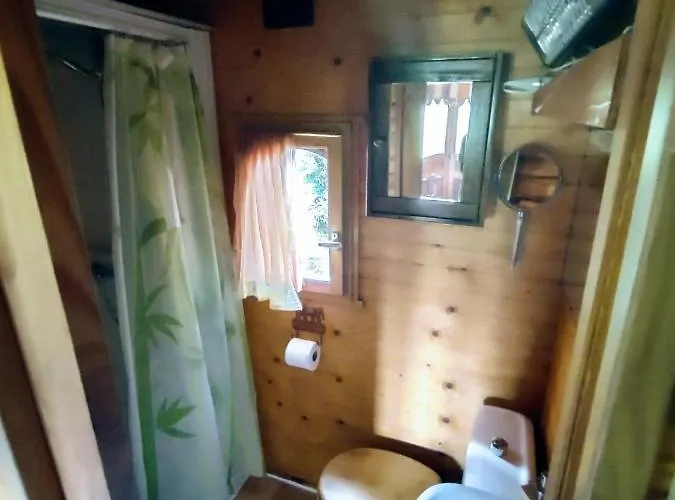 Domaine De La Carrauterie By Terre Insolite 3* Sautin