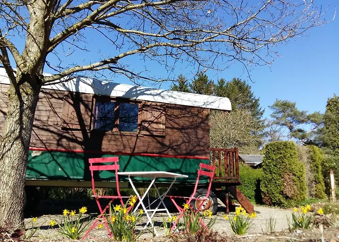 Domaine De La Carrauterie By Terre Insolite Sautin