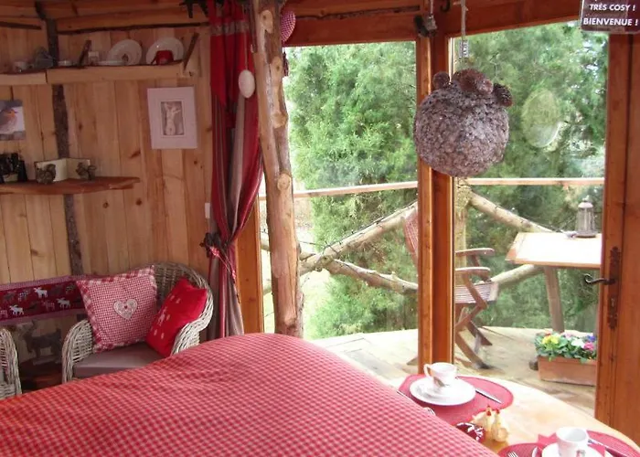 Domaine De La Carrauterie By Terre Insolite Sautin