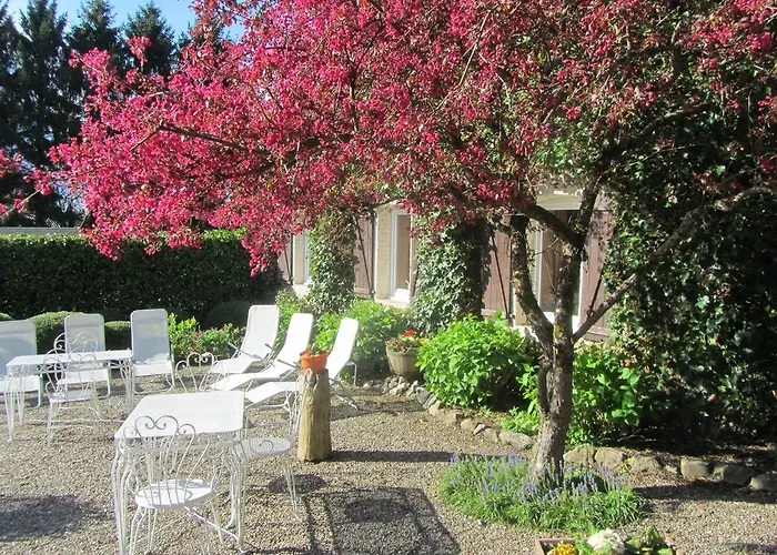 Guest house Domaine De La Carrauterie By Terre Insolite 3*